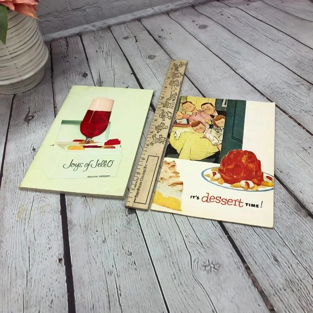vintage Jell-O cookbooks 1950s